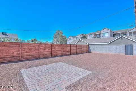 Exterior - 4718 N 9th St, Phoenix, AZ 85014 photo 3 of 7