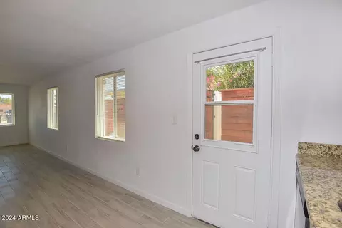 Entry Way - 4718 N 9th St, Phoenix, AZ 85014 photo 2 of 3