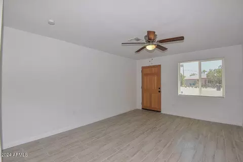 Living - 4718 N 9th St, Phoenix, AZ 85014 photo 3 of 6