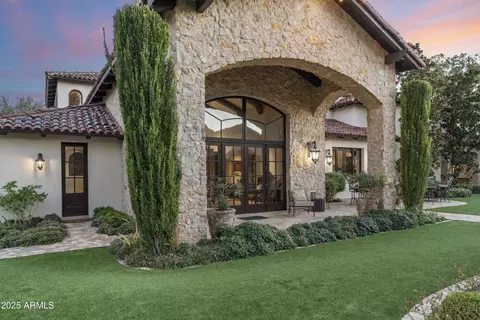 Exterior - 5902 E Arcadia Ln, Phoenix, AZ 85018 photo 11 of 21