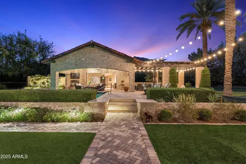 Exterior - 5902 E Arcadia Ln, Phoenix, AZ 85018 photo 7 of 21