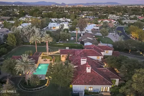 View/Area - 5902 E Arcadia Ln, Phoenix, AZ 85018 photo 1 of 3