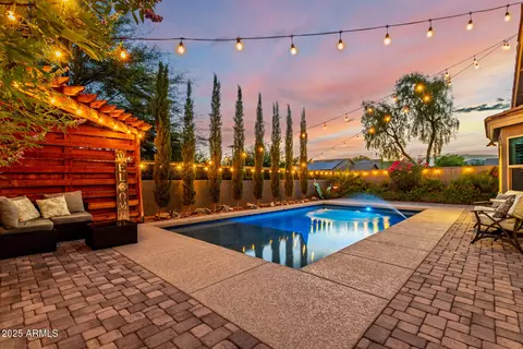 17779 W Hearn Rd, Surprise, AZ 85388
