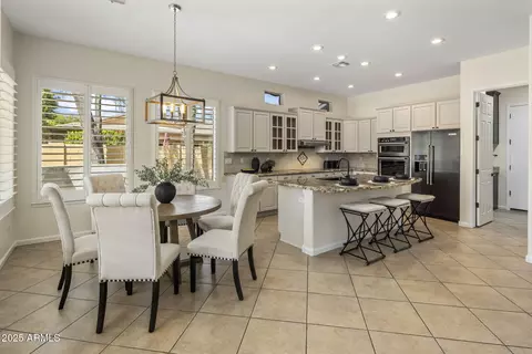 315 E Mary Ln, Gilbert, AZ 85295 photo 7