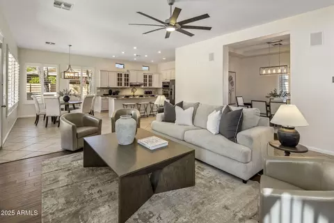 315 E Mary Ln, Gilbert, AZ 85295 photo 6