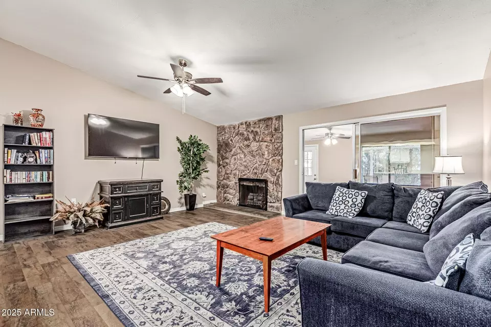 Living - 11449 S Iroquois Dr, Phoenix, AZ 85044 photo 4 of 5