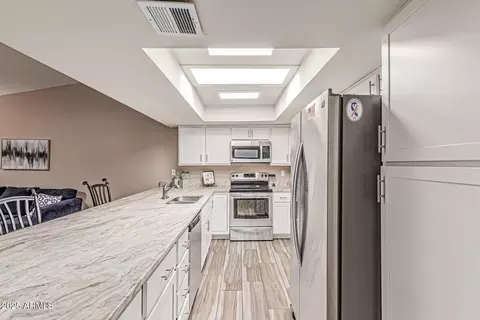 Kitchen - 11449 S Iroquois Dr, Phoenix, AZ 85044 photo 1 of 3