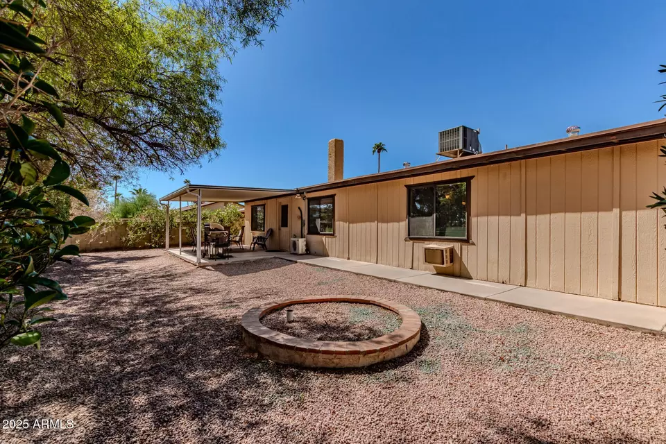 Exterior - 11449 S Iroquois Dr, Phoenix, AZ 85044 photo 5 of 5