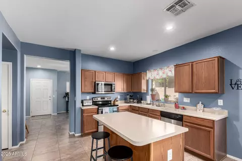 Kitchen - 2865 E Cathy Dr, Gilbert, AZ 85296 photo 1 of 1