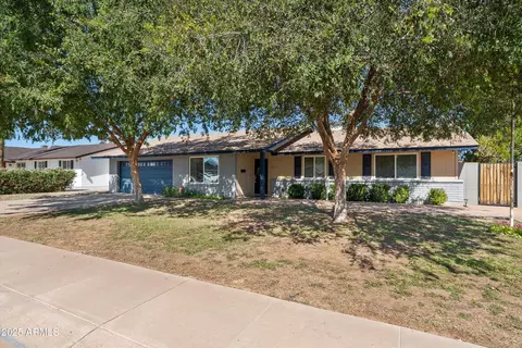Exterior - 3052 E Lupine Ave, Phoenix, AZ 85028 photo 1 of 3