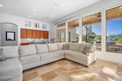 Living - 10302 S 16th Ave, Phoenix, AZ 85041 photo 1 of 2