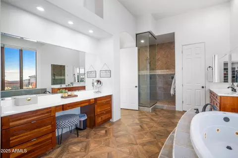 Bath - 10302 S 16th Ave, Phoenix, AZ 85041 photo 6 of 8