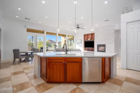 Kitchen - 10302 S 16th Ave, Phoenix, AZ 85041 photo 3 of 3