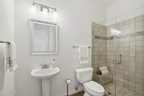 Bath - 6460 E Trailridge Cir #8, Mesa, AZ 85215 photo 4 of 6