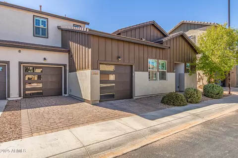 1881 E Lantana Dr, Chandler, AZ 85286