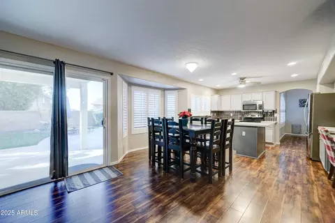 Dining - 2417 E Rockledge Rd, Phoenix, AZ 85048 photo 2 of 2