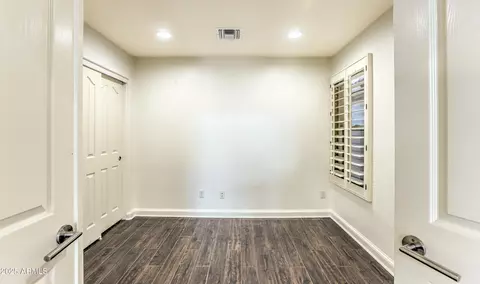 4327 E Wescott Dr, Phoenix, AZ 85050 photo 14
