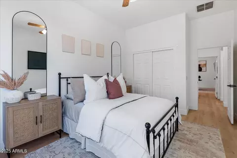Bedroom - 2405 W Apache Rain Rd, Phoenix, AZ 85085 photo 3 of 5