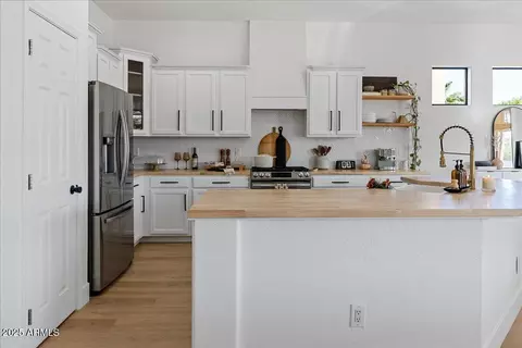 Kitchen - 2405 W Apache Rain Rd, Phoenix, AZ 85085 photo 1 of 4