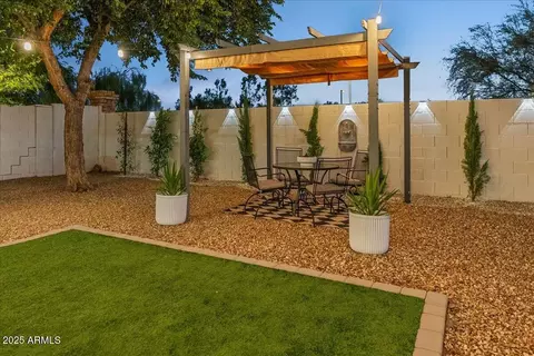 Exterior - 2405 W Apache Rain Rd, Phoenix, AZ 85085 photo 6 of 6