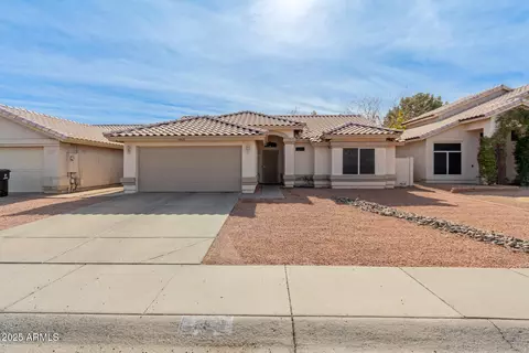 6821 W Cherry Hills Dr, Peoria, AZ 85345