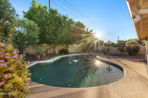 Exterior - 5403 E Greenway St, Mesa, AZ 85205 photo 2 of 3