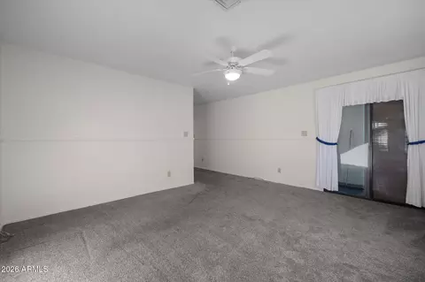 Living - 5403 E Greenway St, Mesa, AZ 85205 photo 5 of 6