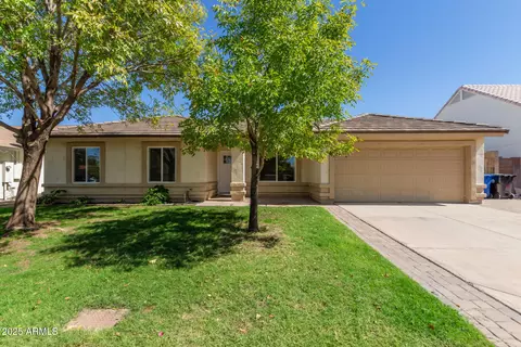 641 N 38th St, Mesa, AZ 85205