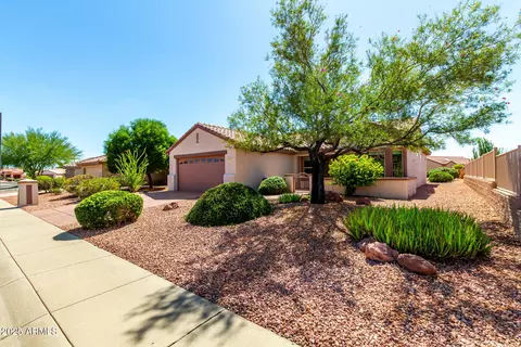 15979 W Quail Creek Ln, Surprise, AZ 85374