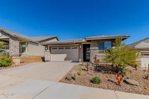 13286 W Red Range Way, Peoria, AZ 85383