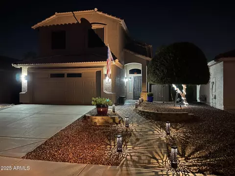 4718 E Silverwood Dr, Phoenix, AZ 85048 photo 2