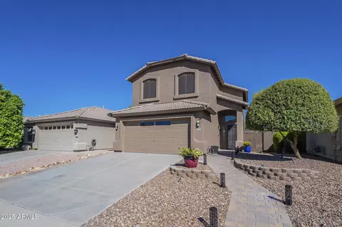 4718 E Silverwood Dr, Phoenix, AZ 85048