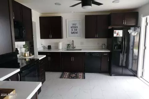 1020 S Lola Ln, Tempe, AZ 85281