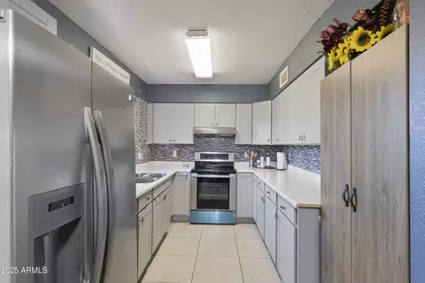 Kitchen - 2456 E Catalina Ave, Mesa, AZ 85204 photo 1 of 3