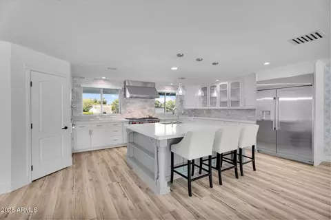 Kitchen - 3102 E Mariposa St, Phoenix, AZ 85016 photo 1 of 5