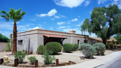 5742 W Frier Dr, Glendale, AZ 85301