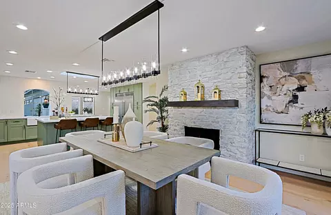 Dining - 18 W Kaler Dr, Phoenix, AZ 85021 photo 1 of 4