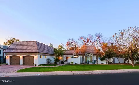 18 W Kaler Dr, Phoenix, AZ 85021