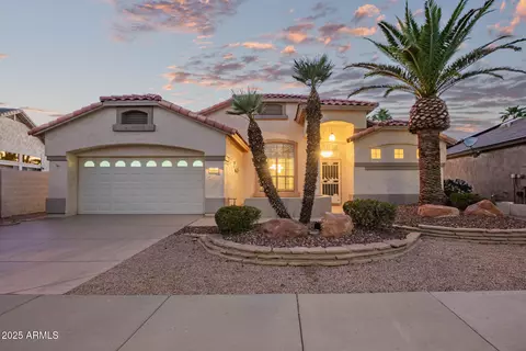 17806 N Becke Ln, Surprise, AZ 85374