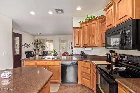 Kitchen - 10904 E Plata Ave, Mesa, AZ 85212 photo 6 of 6