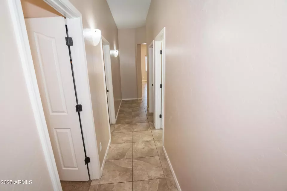 Entry Way - 1804 Prairie Grass Dr, Sierra Vista, AZ 85635 photo 5 of 5