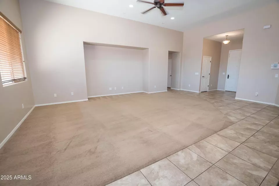 Living - 1804 Prairie Grass Dr, Sierra Vista, AZ 85635 photo 2 of 7