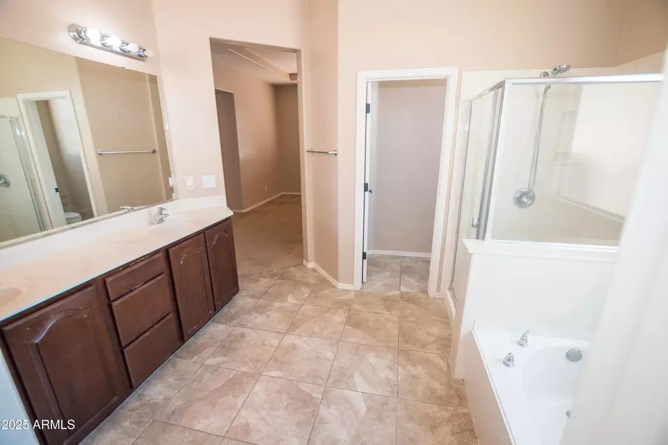 Entry Way - 1804 Prairie Grass Dr, Sierra Vista, AZ 85635 photo 3 of 5