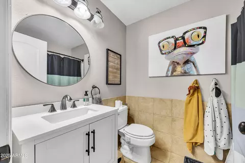 Bath - 4745 E Silverwood Dr, Phoenix, AZ 85048 photo 4 of 4