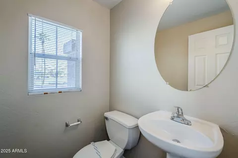 8711 E Kiva Ave, Mesa, AZ 85209 photo 9