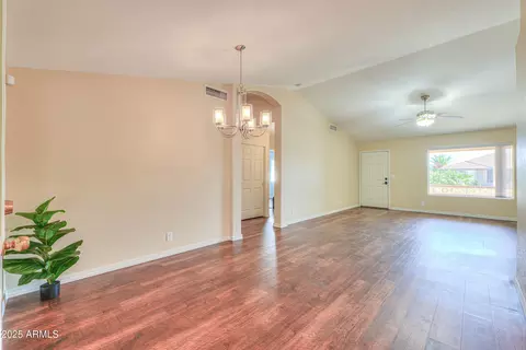 11012 E Kiva Ave, Mesa, AZ 85209 photo 7
