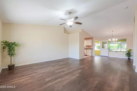 11012 E Kiva Ave, Mesa, AZ 85209 photo 3