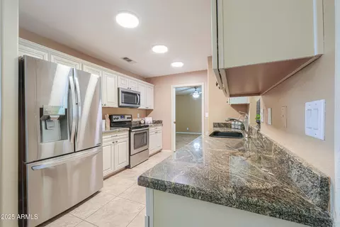 11012 E Kiva Ave, Mesa, AZ 85209 photo 10