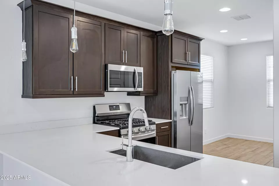 Kitchen - 2532 W Hidalgo Ave, Phoenix, AZ 85041 photo 2 of 6