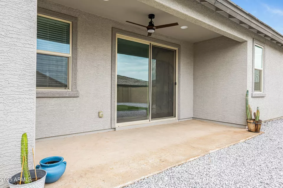 Exterior - 2532 W Hidalgo Ave, Phoenix, AZ 85041 photo 6 of 7